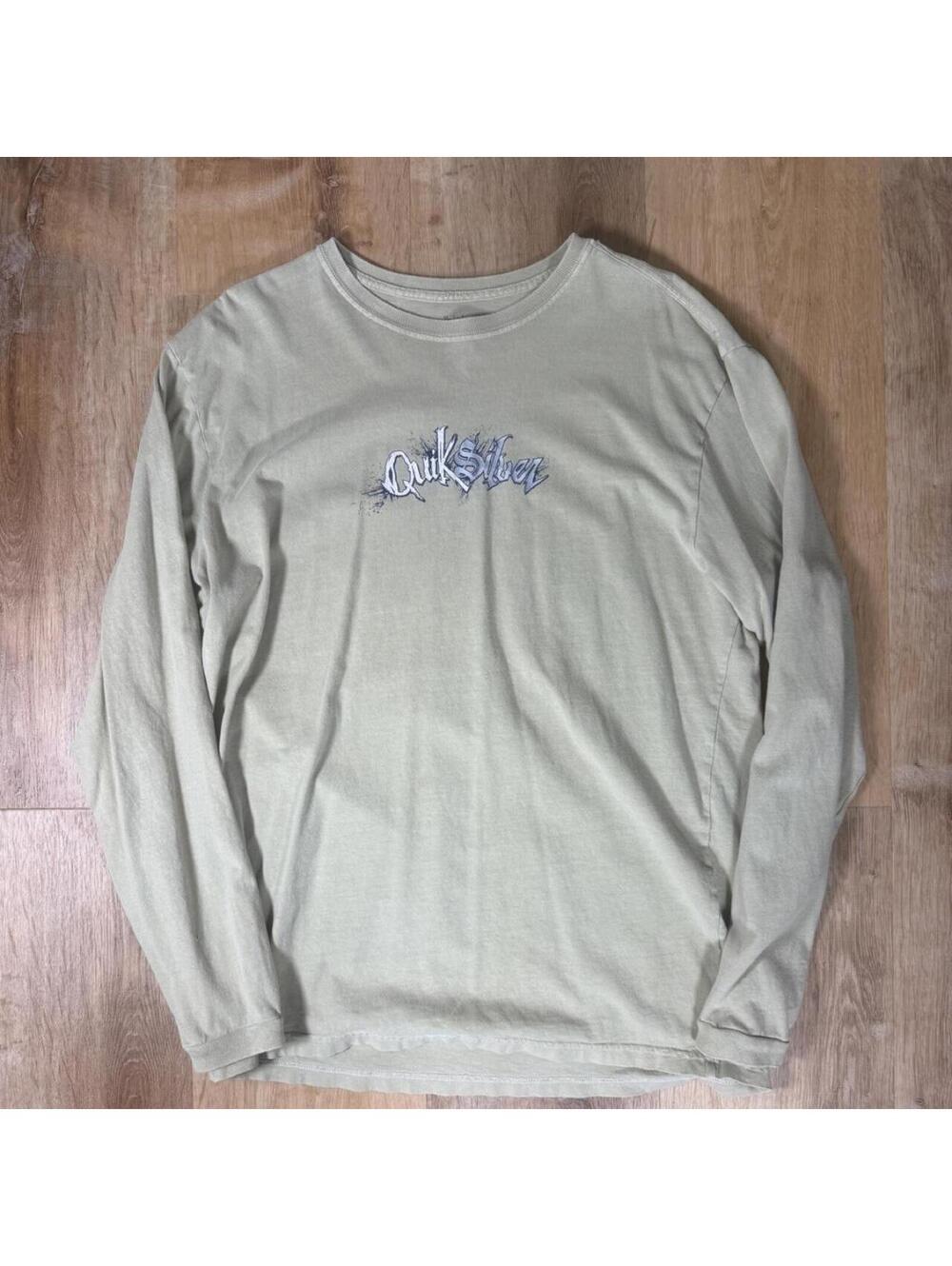Y2K Quiksilver Long Sleeve – XL